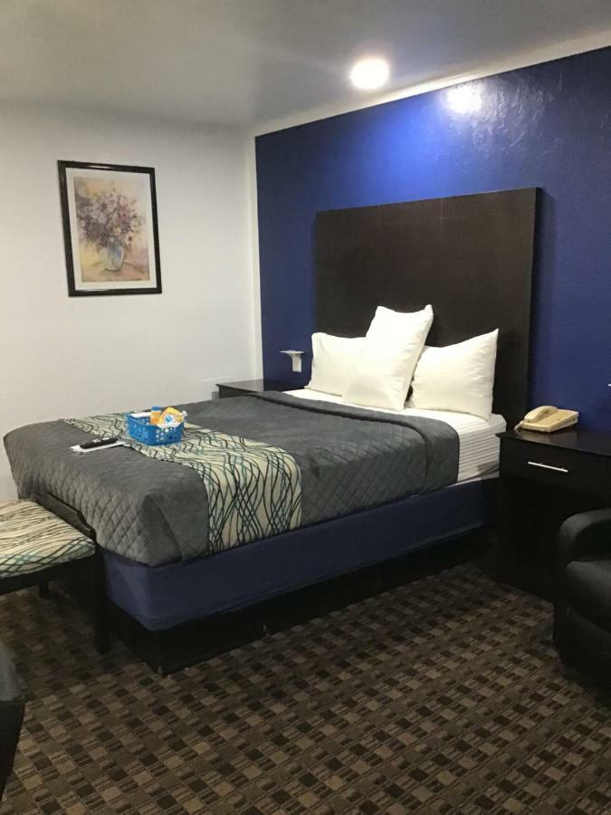Budget Inn & Suites Оклахома-Сити Экстерьер фото