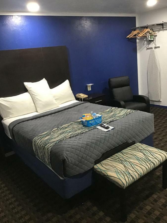 Budget Inn & Suites Оклахома-Сити Экстерьер фото