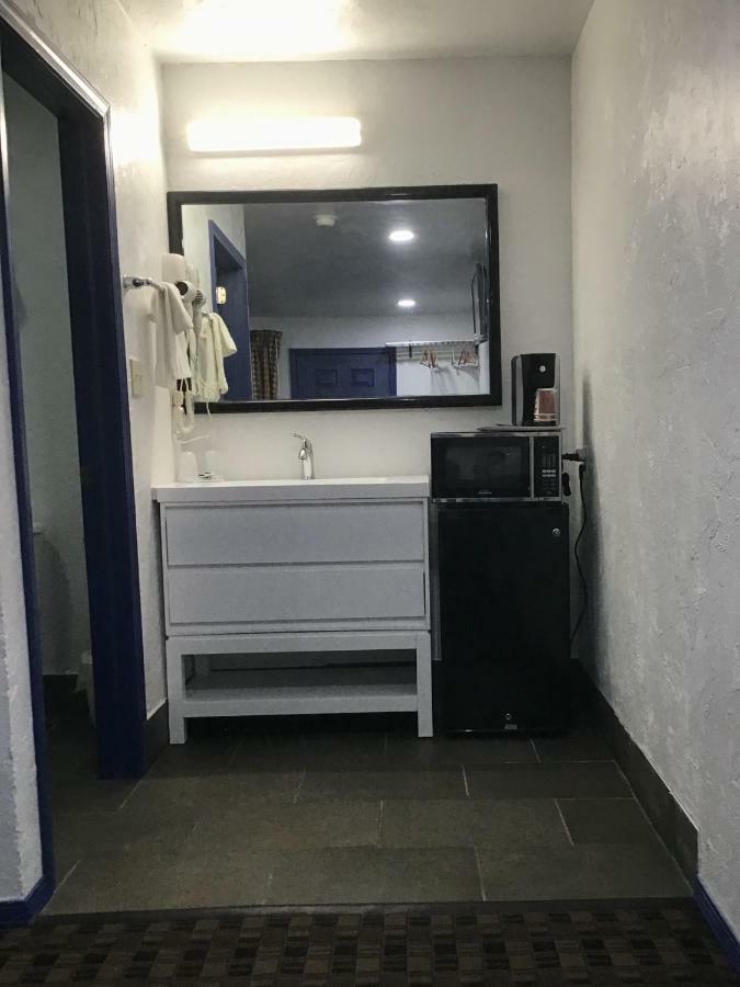 Budget Inn & Suites Оклахома-Сити Экстерьер фото